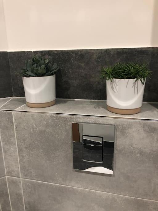 Stunning Apartment In Leeds- Financial District Лидс Экстерьер фото