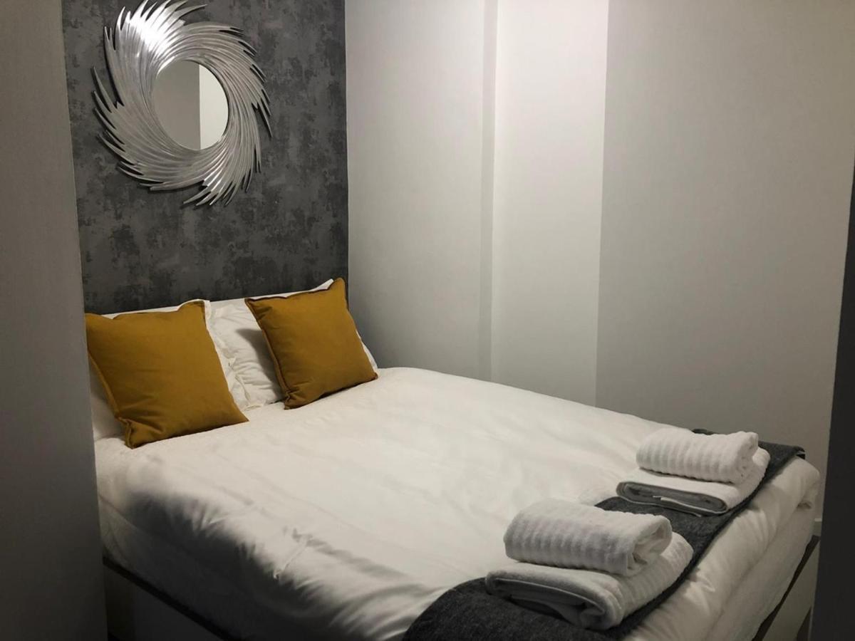 Stunning Apartment In Leeds- Financial District Лидс Экстерьер фото