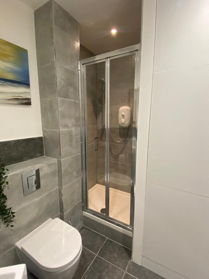 Stunning Apartment In Leeds- Financial District Лидс Экстерьер фото